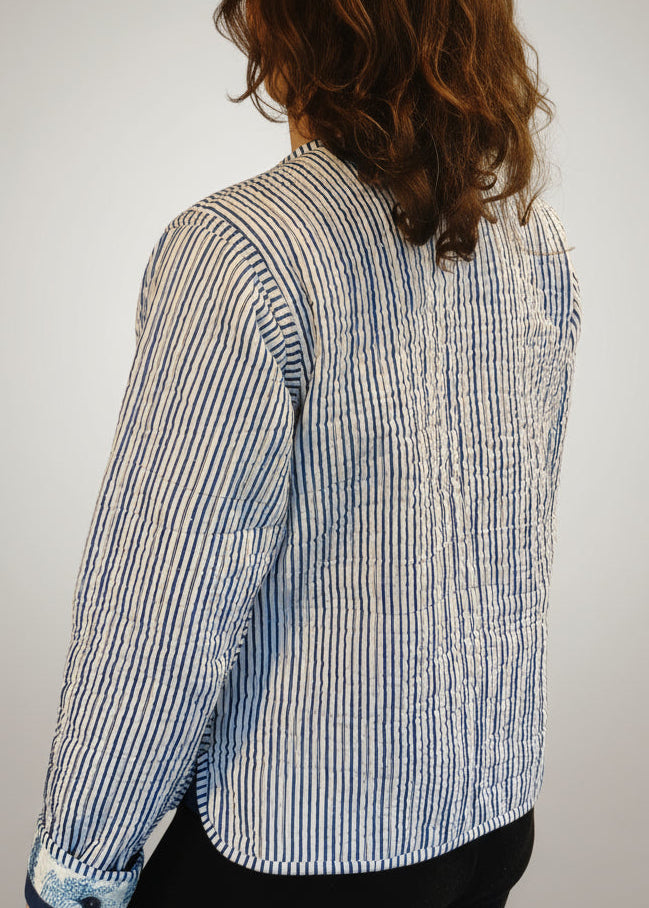 Veste bleue de la jungle