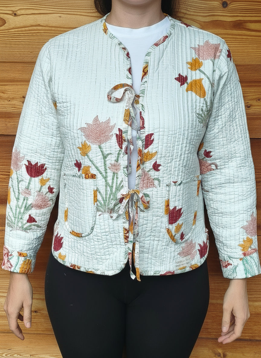 Veste à fleurs blanches en lurex