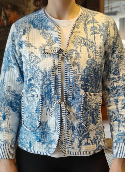 Veste bleue de la jungle