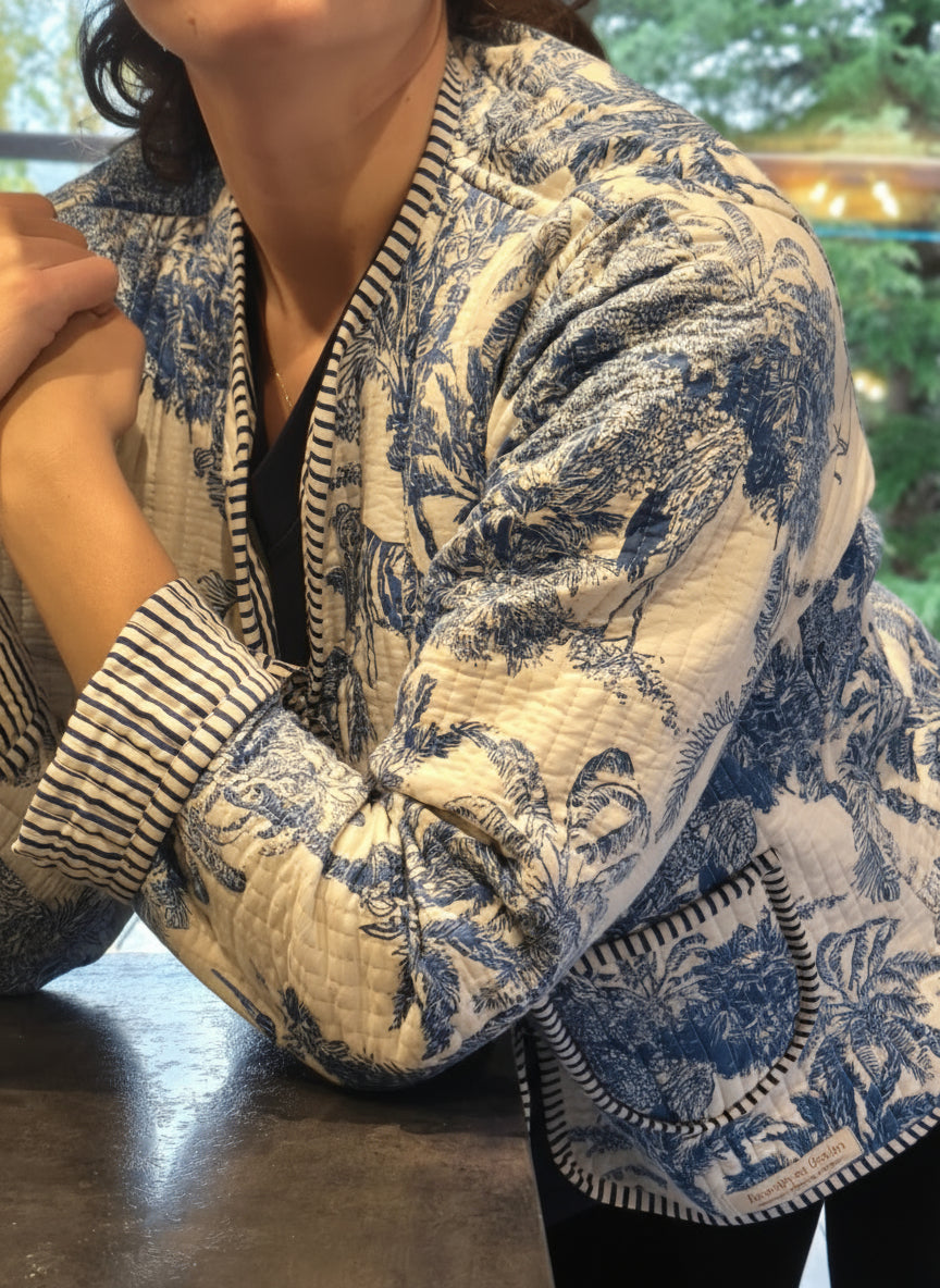Veste bleue de la jungle
